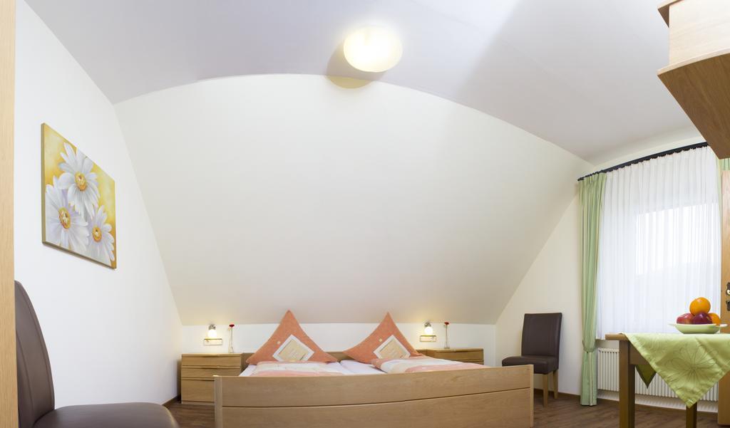 Pension Moeser Леннештадт Экстерьер фото